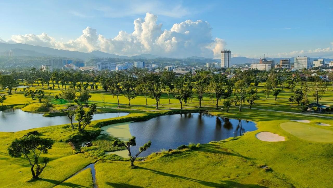Dreamy 2Br Condo, With A Golf Course View Cebú Exterior foto