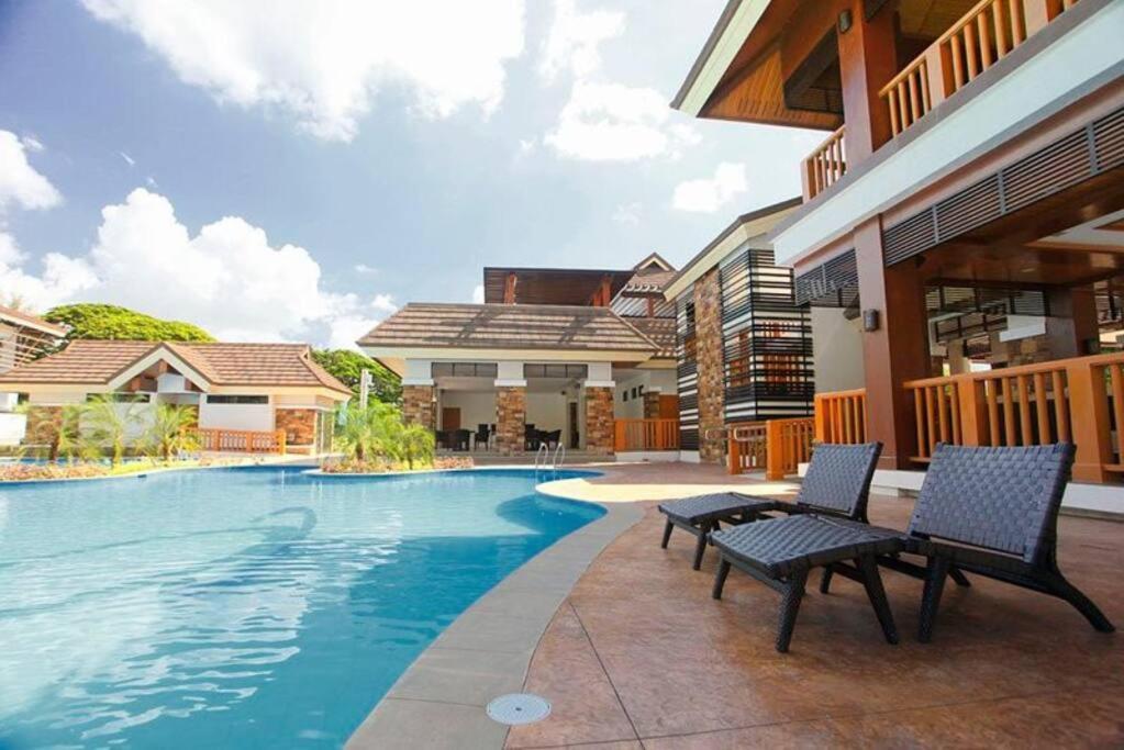 Dreamy 2Br Condo, With A Golf Course View Cebú Exterior foto